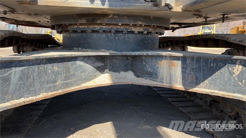 Hitachi ZX245USLC-6N Tracked Excavator Escavadeiras de esteiras