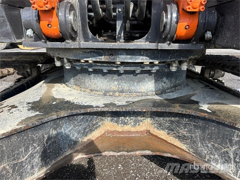 Hitachi ZX300LC-6N Tracked Excavator Crawler excavators
