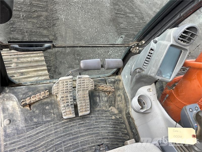 Hitachi ZX300LC-6N Tracked Excavator Bageri gusjeničari