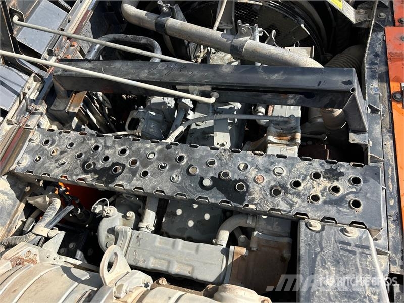 Hitachi ZX300LC-6N Tracked Excavator Crawler excavators