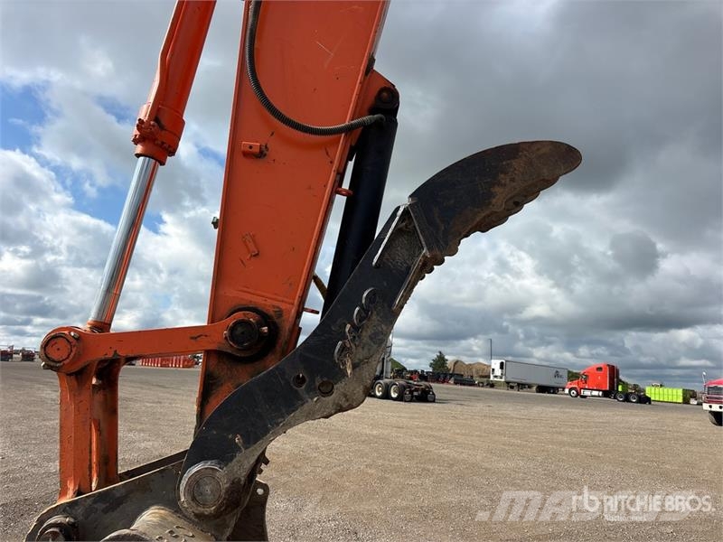 Hitachi ZX350LC-5N Tracked Excavator Kāpurķēžu ekskavatori