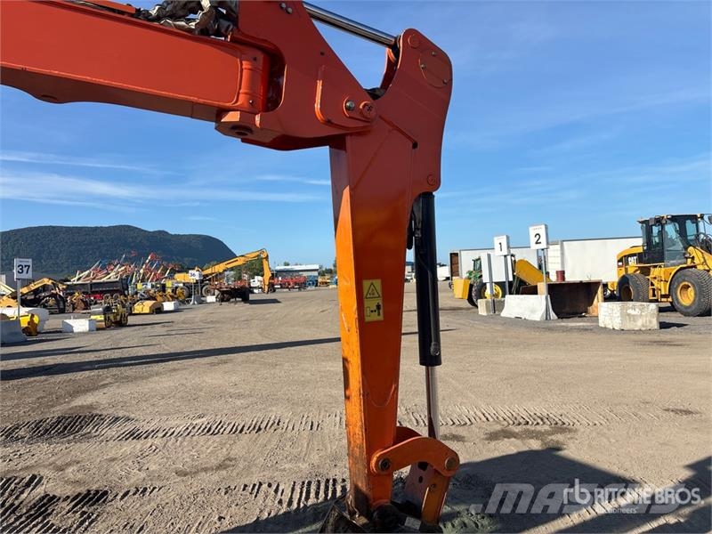 Hitachi ZX55UR-5B Mini Excavator Mini excavatoare < 7t