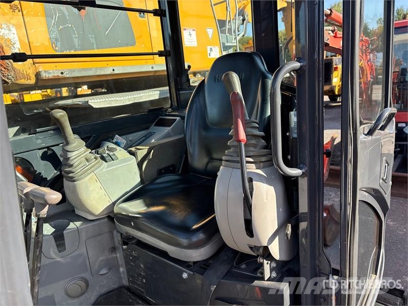 Hitachi ZX55UR-5B Mini Excavator Mini excavatoare < 7t
