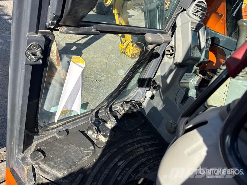 Hitachi ZX55UR-5B Mini Excavator Mini excavatoare < 7t