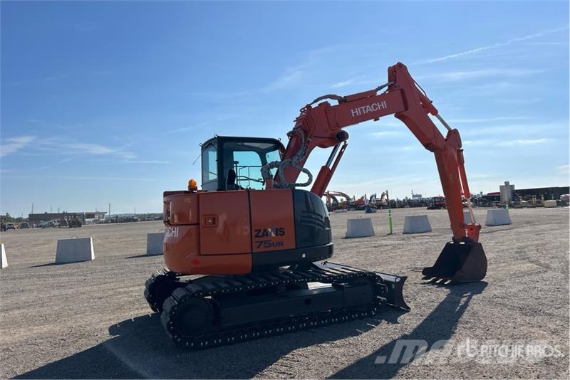 Hitachi ZX75UR-5B Tracked Excavator Crawler excavators