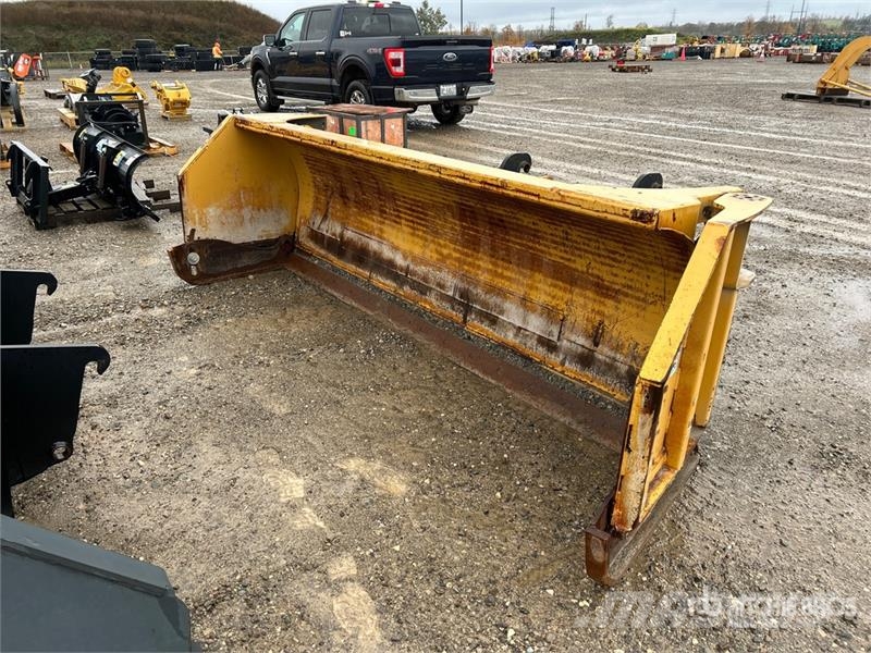 HLA 10-16' with Q50 JD mount Snow Plow Снігоочищувальні ножі та плуги