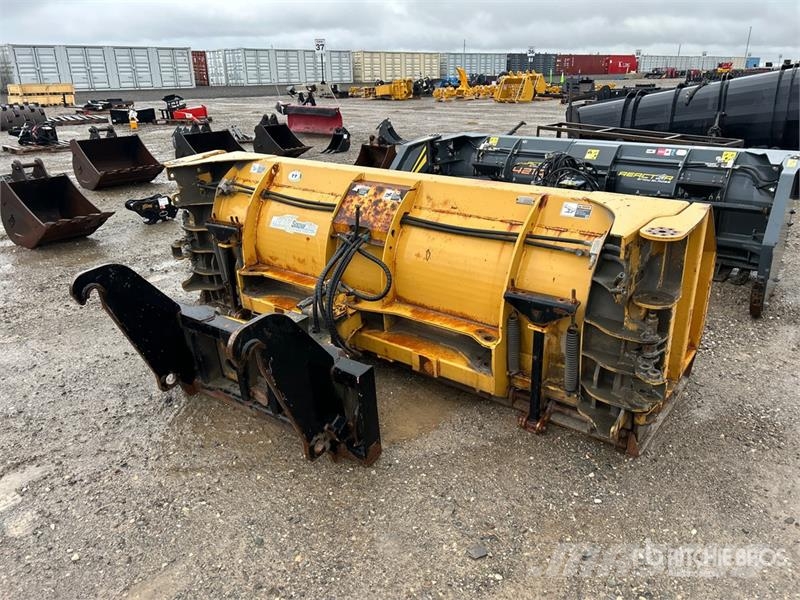 HLA 10-16' with Q50 JD mount Snow Plow Снігоочищувальні ножі та плуги