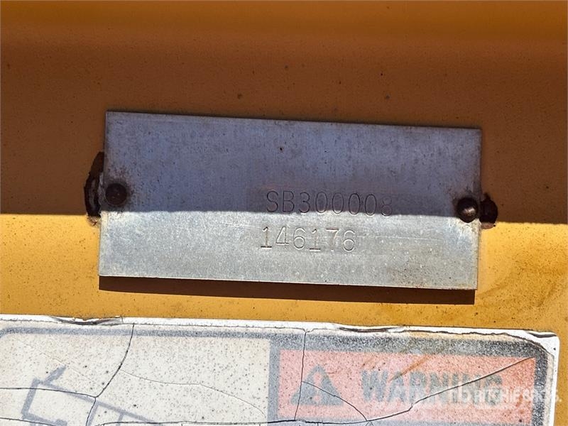 HLA 3000 96 in Skid Steer Snow Blade Sneskovle og -plove