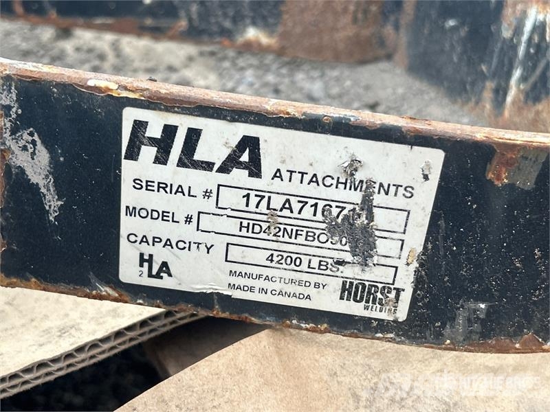 HLA 4200 lb Loader Fork Frame Outros componentes