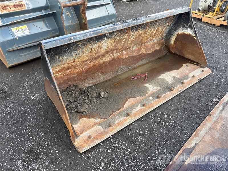 HLA 72 in Skid Steer Bucket Schaufeln