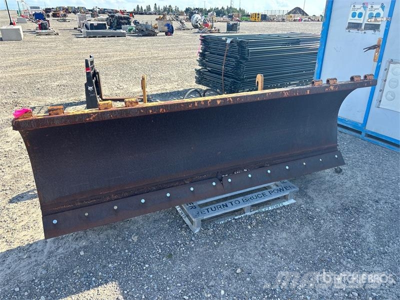 HLA SB40009 9 ft Snow Plow حراثات ونصول الجليد