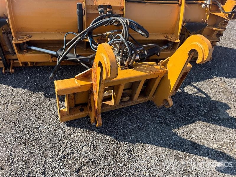 HLA SB5200 16 ft 2 Way Snow Plow - Fits Wheel Loader حراثات ونصول الجليد