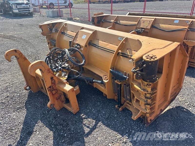 HLA SB5200 16 ft 2 Way Snow Plow - Fits Wheel Loader حراثات ونصول الجليد