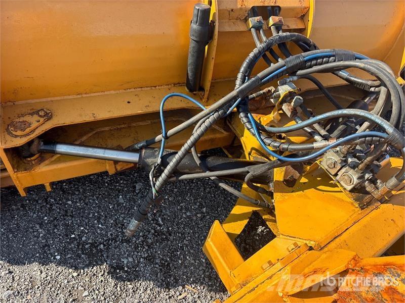 HLA SB5200 16 ft 2 Way Snow Plow - Fits Wheel Loader حراثات ونصول الجليد