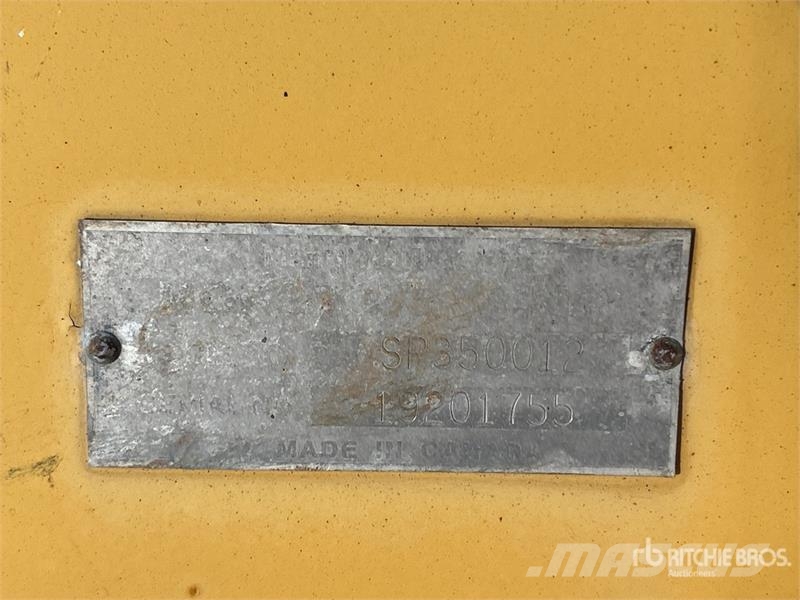 HLA SP3500 12 ft 1 Way Snow Pusher - Fits Wheel Loader حراثات ونصول الجليد