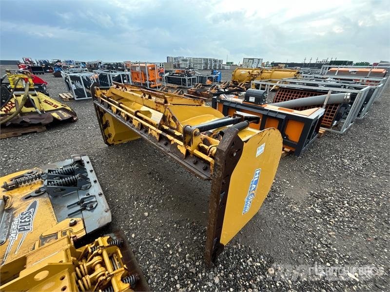 HLA SP3500 8 ft Snow Pusher Snežne daske i plugovi