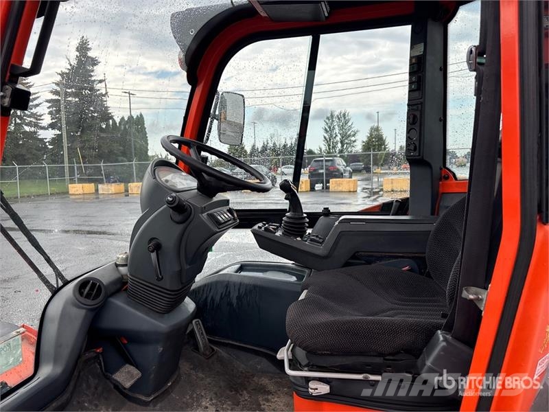 Holder C270 Sidewalk Plow Overige componenten