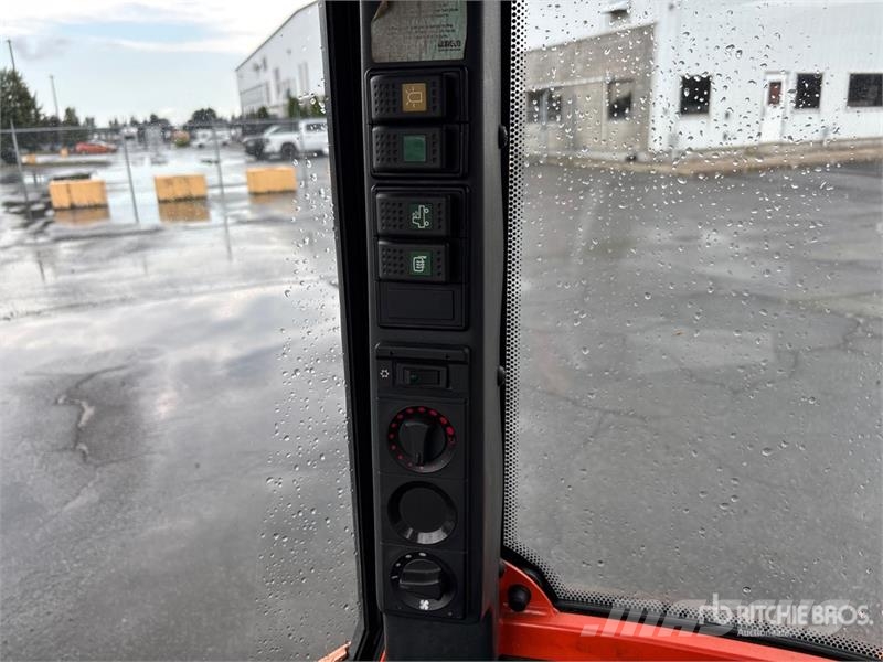Holder C270 Sidewalk Plow Overige componenten