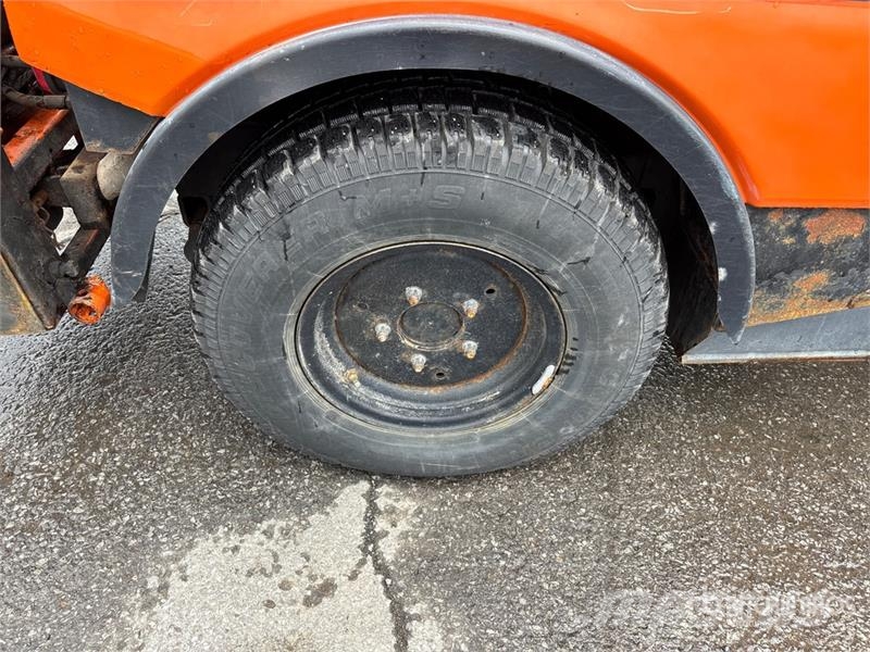 Holder C270 Sidewalk Plow Overige componenten