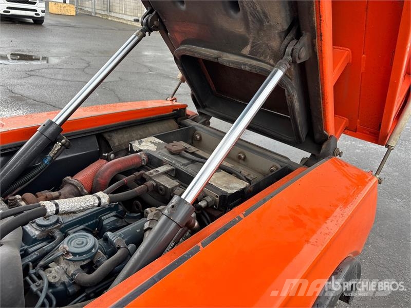 Holder C270 Sidewalk Plow Overige componenten