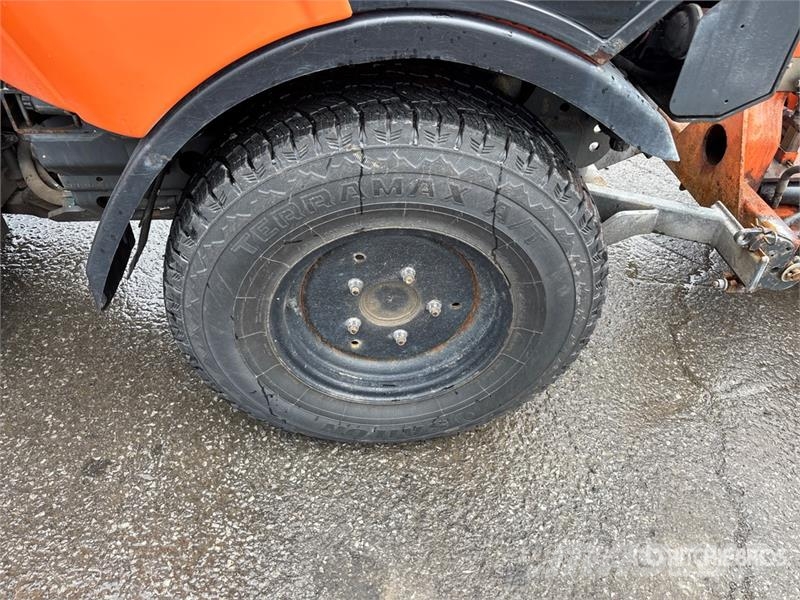 Holder C270 Sidewalk Plow Overige componenten