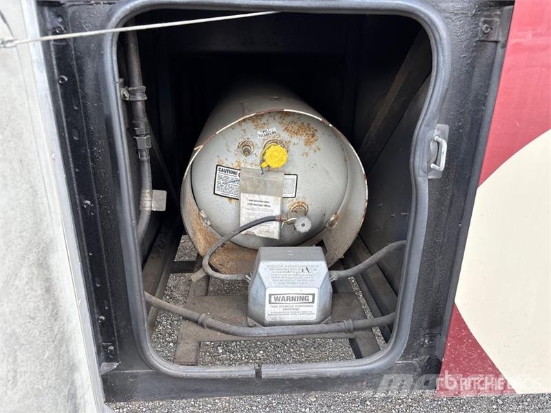  Holiday Rambler Endeavor Motor Home 房车