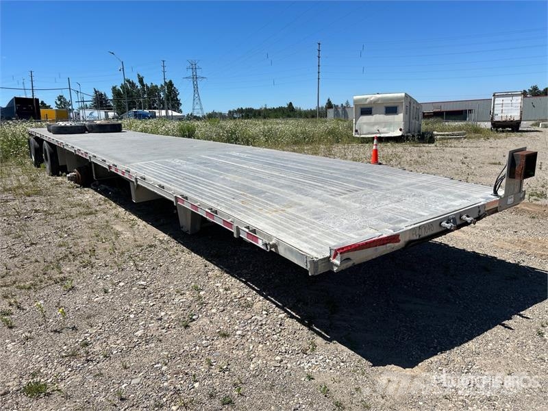 Homebuilt 53 ft T/A Flatbed Trailer (Inoperable) Plataforma plana/laterales abatibles
