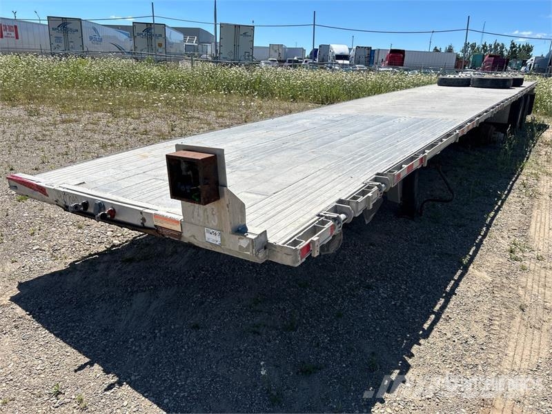 Homebuilt 53 ft T/A Flatbed Trailer (Inoperable) Plataforma plana/laterales abatibles