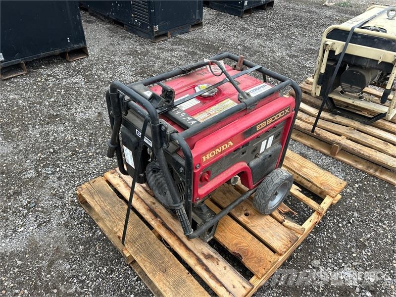 Honda EB5000X 5 kW Generator Set ディーゼル発電機