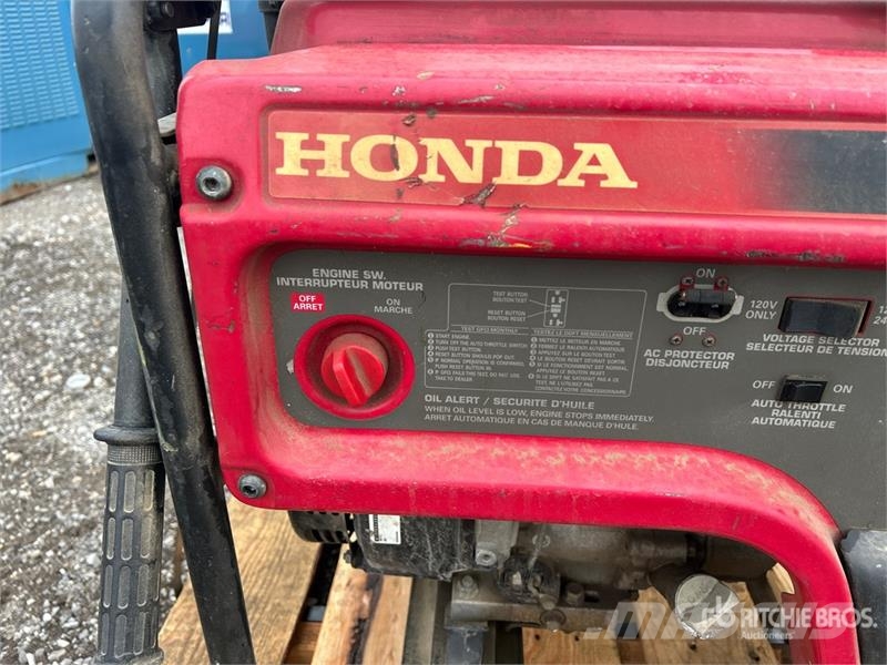 Honda EB5000X 5 kW Generator Set ディーゼル発電機