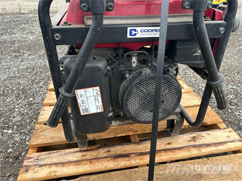 Honda EB5000X 5 kW Generator Set ディーゼル発電機