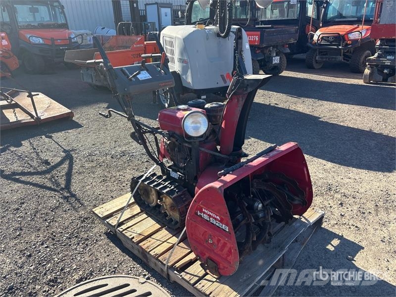 Honda HS928TC 28 in Walk-Behind Snow Blower Schneefräse