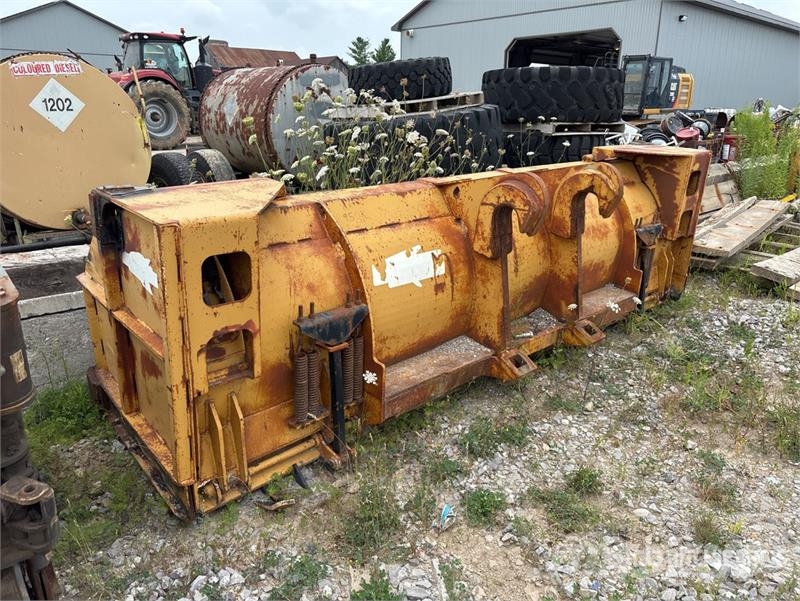 Horst Welding SP550012 12 ft 1 Way Snow Pusher - Fits Wheel Load Lemiesze i pługi śnieżne