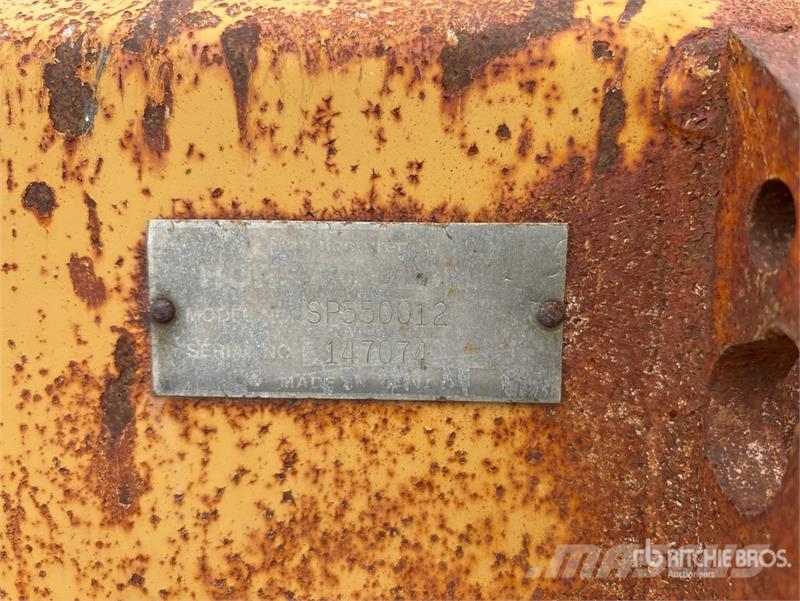 Horst Welding SP550012 12 ft 1 Way Snow Pusher - Fits Wheel Load Lemiesze i pługi śnieżne