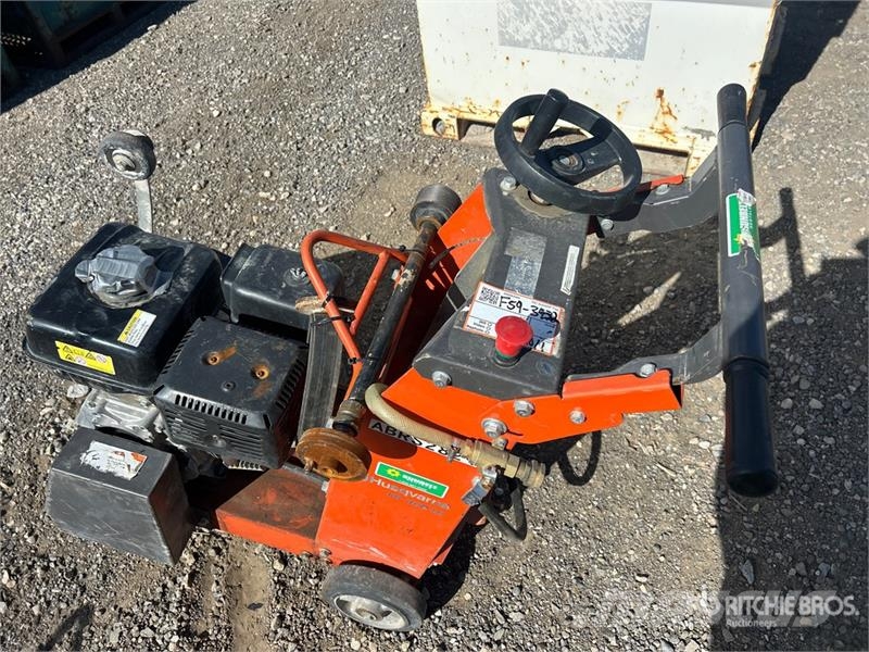 Husqvarna FS400LV Pilane