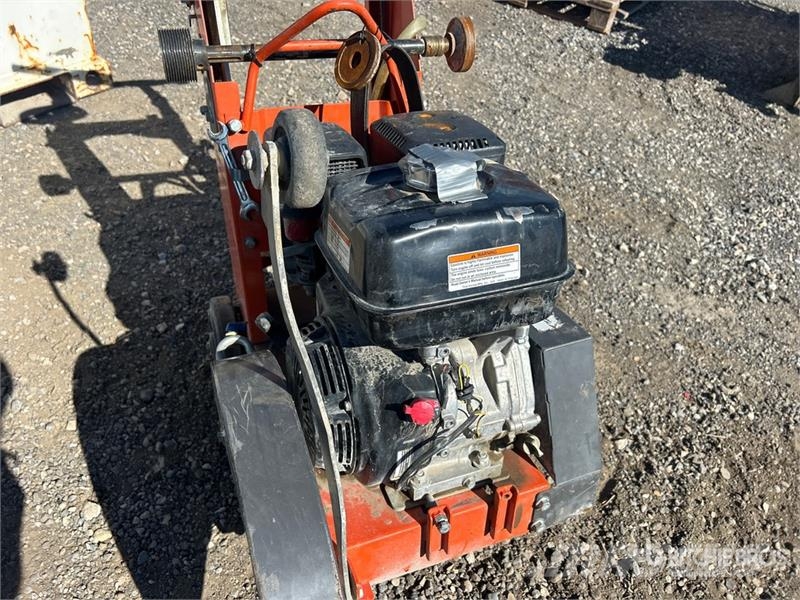 Husqvarna FS400LV Pilane