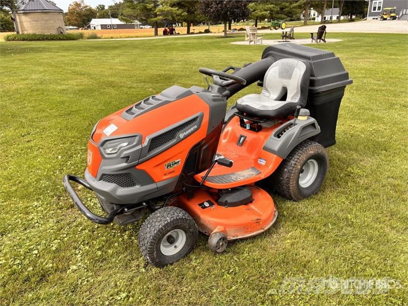 Husqvarna TF146XK 4x2 Ride-On Lawn Mower Traktorklippere