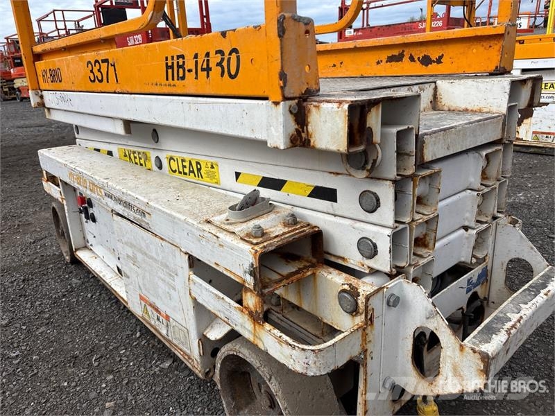 Hy-Brid HB1430 رافعات مقصية الشكل