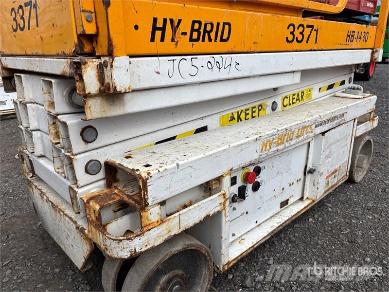 Hy-Brid HB1430 رافعات مقصية الشكل