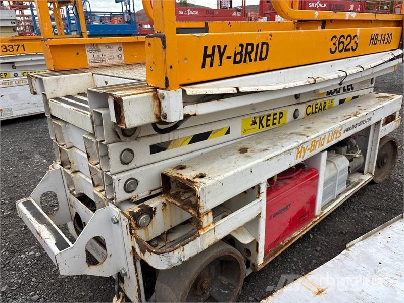 Hy-Brid HB1430 رافعات مقصية الشكل