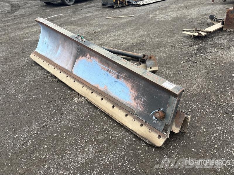  Hydraulic 10 ft 8 in Side Wing - Fits Truck Landbrug - Andet 
