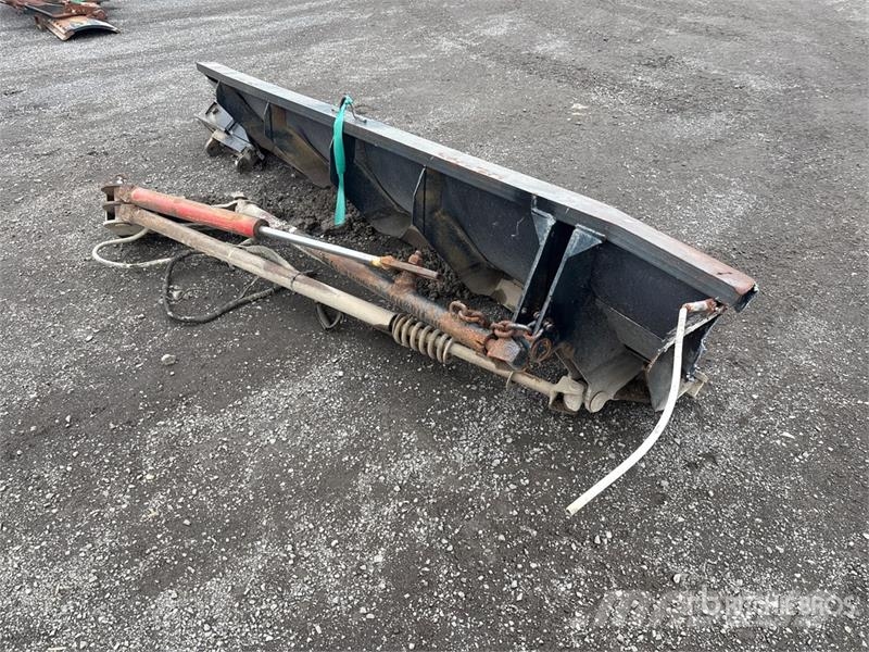  Hydraulic 10 ft 8 in Side Wing - Fits Truck Landbrug - Andet 