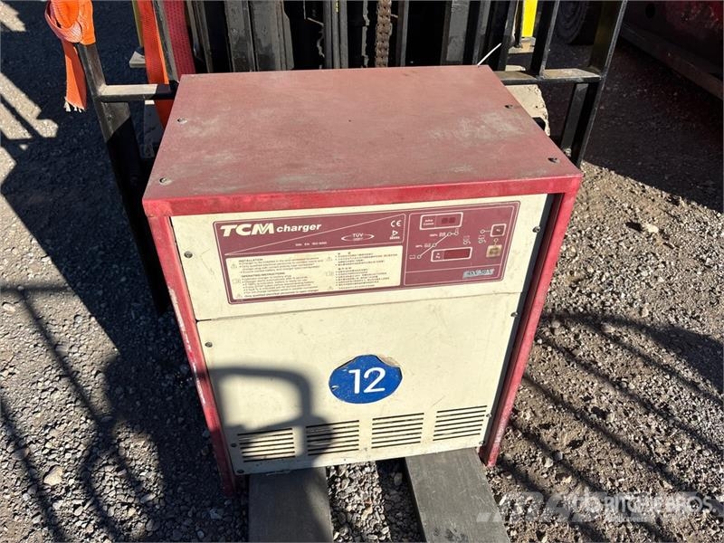 Hyster E50XN33 4800 lb Electric Forklift Električni viljuškari