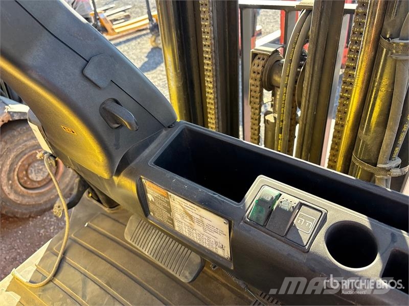 Hyster E50XN33 4800 lb Electric Forklift Električni viljuškari