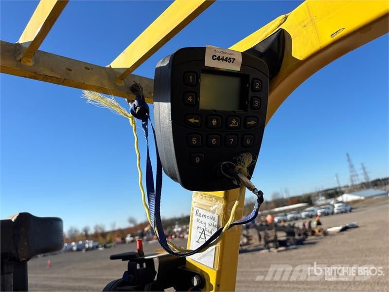 Hyster E50XN33 4800 lb Electric Forklift Električni viljuškari