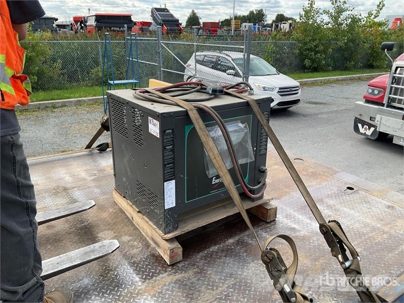 Hyster E55XN33 Cushion Tire Forklift Kahveltõstukid - muud