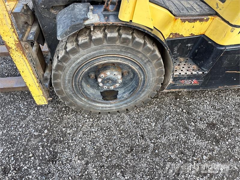 Hyster H60FT 5700 lb Pneumatic Tire Forklift Šakiniai krautuvai - Kita