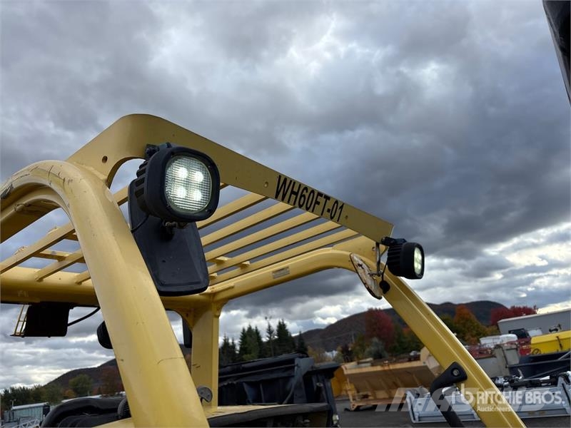 Hyster H60FT 5700 lb Pneumatic Tire Forklift Šakiniai krautuvai - Kita