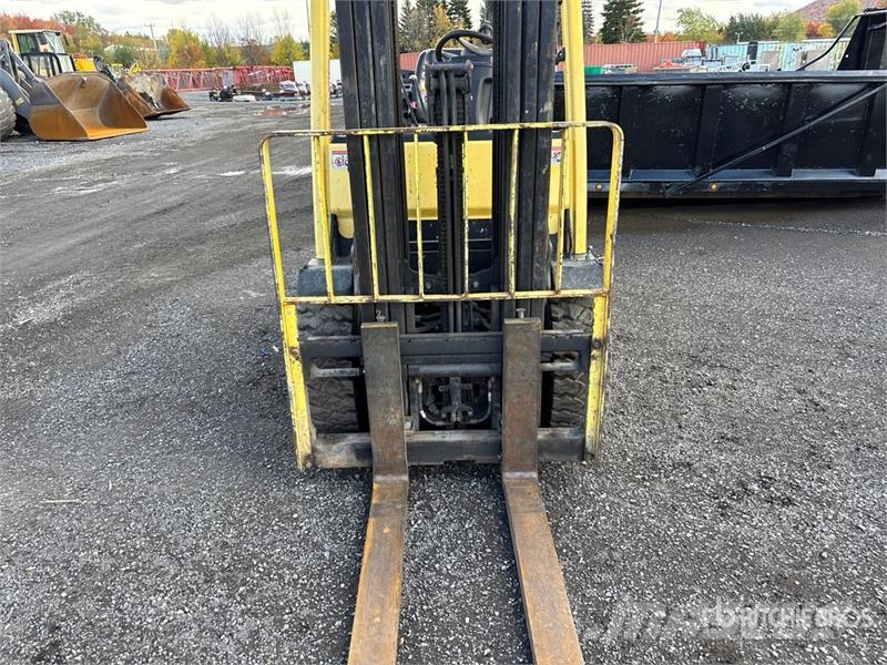 Hyster H60FT 5700 lb Pneumatic Tire Forklift Šakiniai krautuvai - Kita