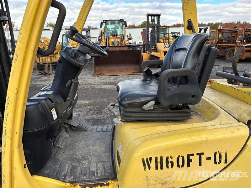 Hyster H60FT 5700 lb Pneumatic Tire Forklift Šakiniai krautuvai - Kita